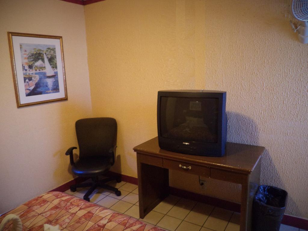 Hotel Diaz Tijuana Szoba fotó